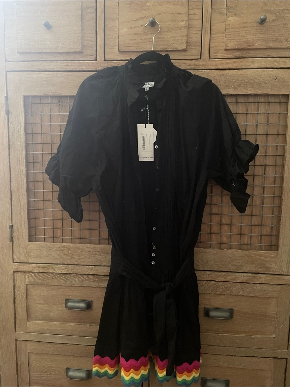 Juliet Dunn Black Women's Button-Front Shirt Dress with Rainbow Hem